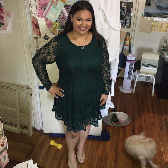 Long Sleeve Lace Dress - Picture 2 of 2